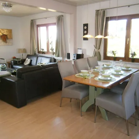 Vakantiehuis Met 5 Slaapkamers 키르하임